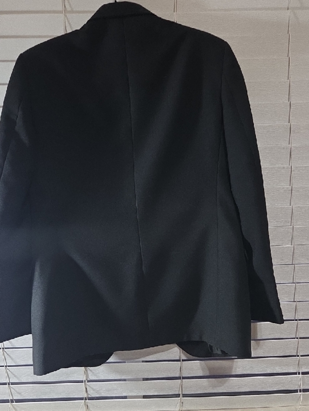 Men's Black Single-Breasted Blazer - Tailored Formal Jacket - Picture 5 of 7